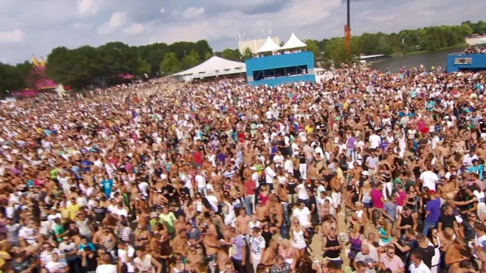 [BD欧美演唱会][DJ现场 Decibel 2010 – The Live Registration 2010][BDMV][20.5G][百度网盘]