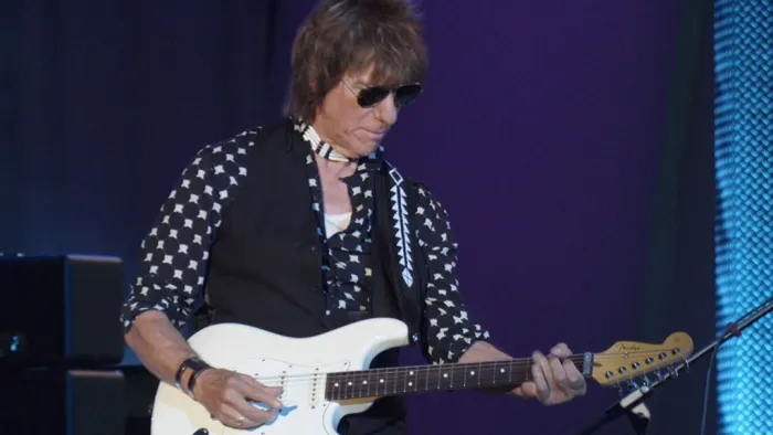 [BD欧美演唱会][Jeff Beck – Live at the Hollywood Bowl 2017][BDMV][31.1G][百度网盘]