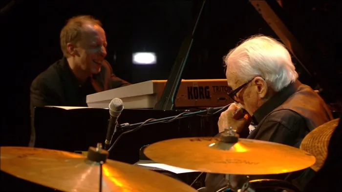 [BD欧美演唱会]托兹·席尔曼斯 Toots Thielemans – Live at le Chapiteau Opera de Liege, May 17, 2012[BDMV][15.9GB][百度网盘]
