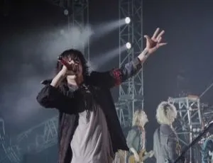 ONE OK ROCK 2013日本演唱会：Jinsei x Kimi =-Tour 超高清BD版 60G 百度网盘资源