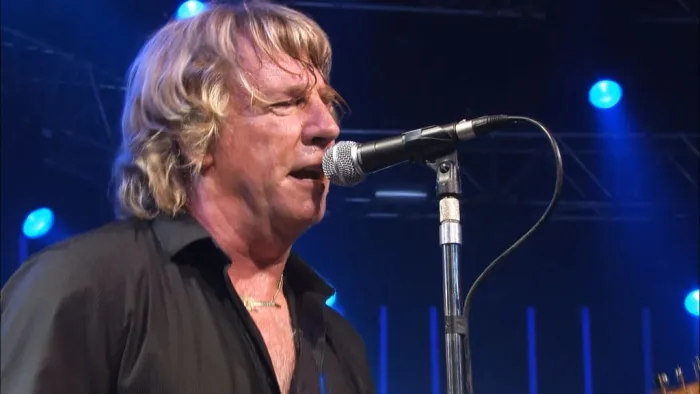 [BD欧美演唱会]Status Quo – Pictures – Live At Montreux 2009[BDMV][41.2GB][百度网盘]