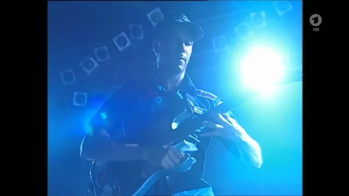 [BD欧美演唱会]Rage Against The Machine – 2000-02-04 – Philipshalle, Düsseldorf, Germany – Blu-ray[BDMV][11.9G][百度网盘]
