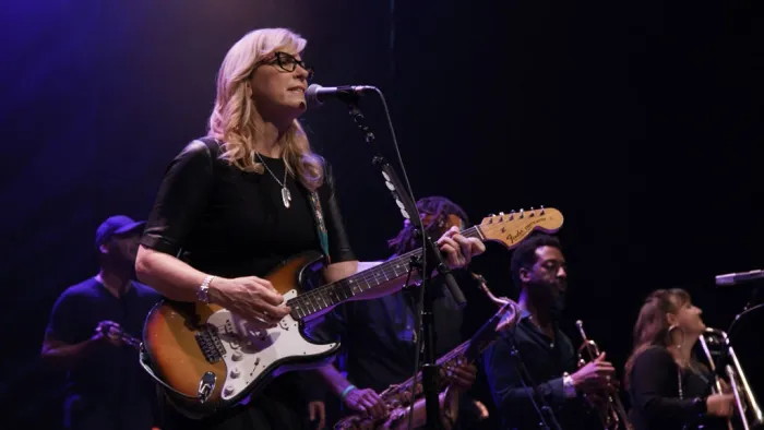 [BD欧美演唱会]Tedeschi Trucks Band – Live From The Fox Oakland 2017[BDMV][23G][百度网盘]