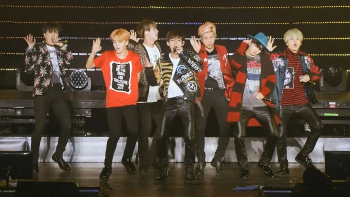 [BD日本演唱会][防弾少年团 방탄소년단 – 2015 BTS LIVE 花様年华 on stage ~Japan Edition~ at YOKOHAMA ARENA 2016][BDMV][43.7GB][百度网盘]