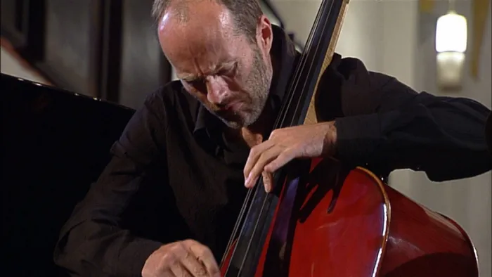 [BD欧美演唱会][Jacques Loussier Trio play Bach… and more 2004][2014][BDMV][20G][百度网盘]