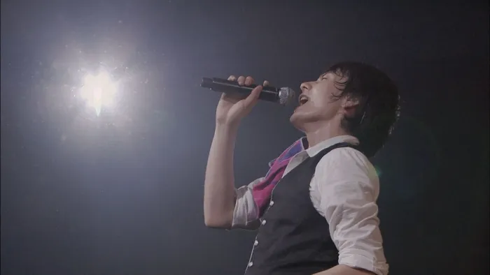 [BD日本演唱会][凡人谱 flumpool Special Live 2013 experience at YOKOHAMA ARENA][BDMV 2BD][48.8G][百度网盘]