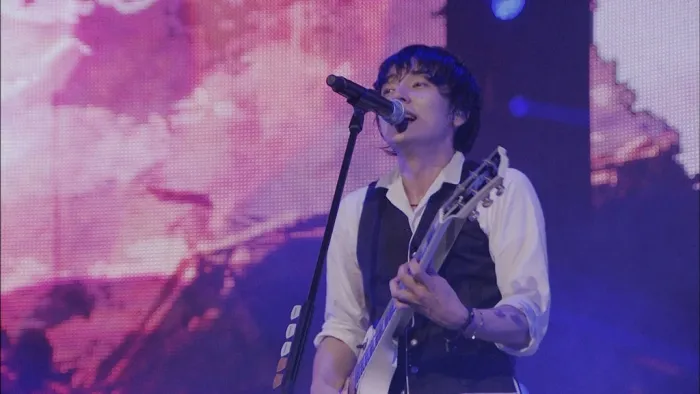 [BD日本演唱会][凡人谱 flumpool Special Live 2013 experience at YOKOHAMA ARENA][BDMV 2BD][48.8G][百度网盘]