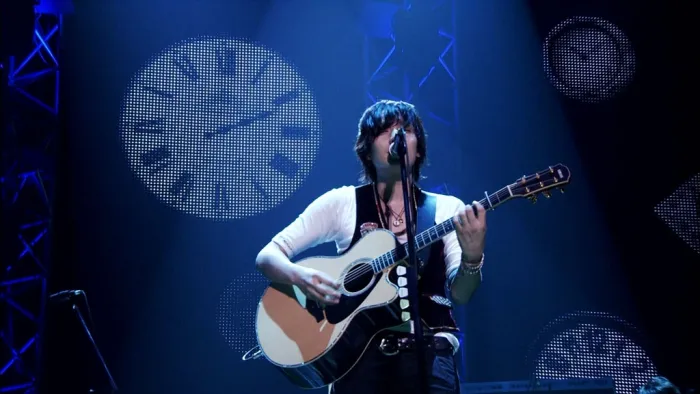 [BD日本演唱会][凡人谱 flumpool – 5th Anniversary Special Live For our 1826 days & your 43824 hours at Nippon Budokan 2013][BDMV 2BD][61.4G]