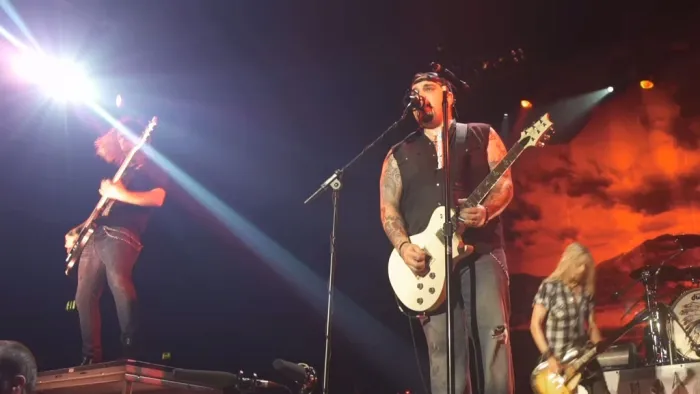 [BD欧美演唱会][Black Stone Cherry – Thank You Living Live 2015][BDMV][36.4G][百度网盘]