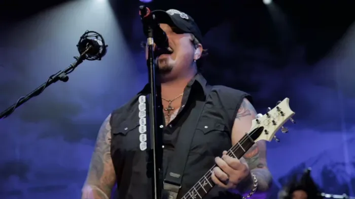 [BD欧美演唱会][Black Stone Cherry – Thank You Living Live 2015][BDMV][36.4G][百度网盘]