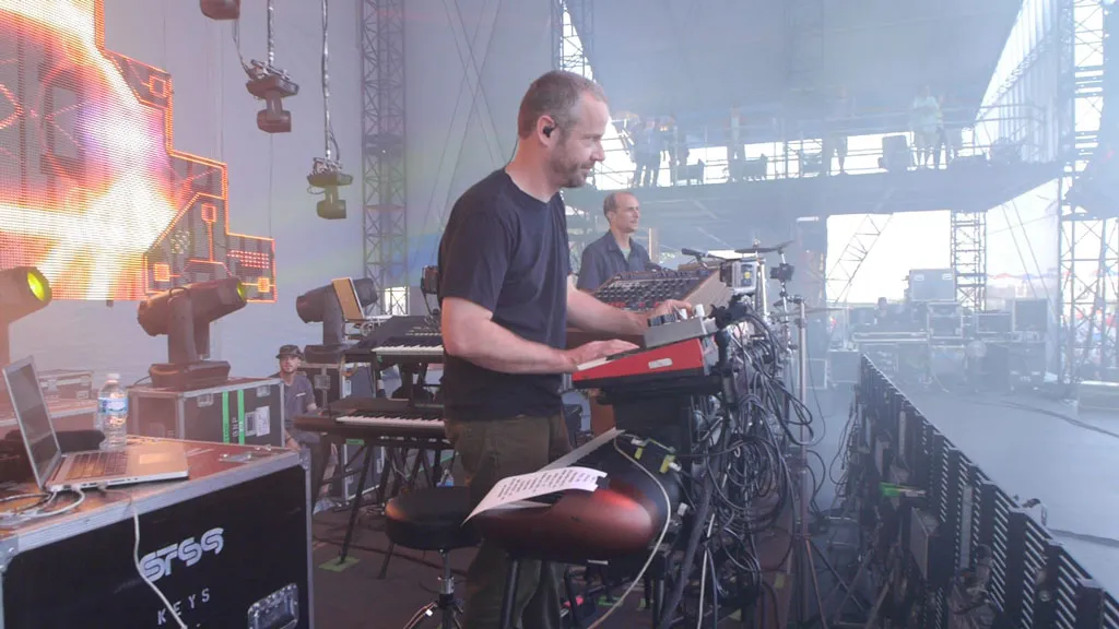 [BD欧美演唱会][Umphrey s McGee & STS9.FirstMerit Bank Pavillion, Chicago, IL.08.17.2013][BDMV][2BD 35.6G][百度网盘]