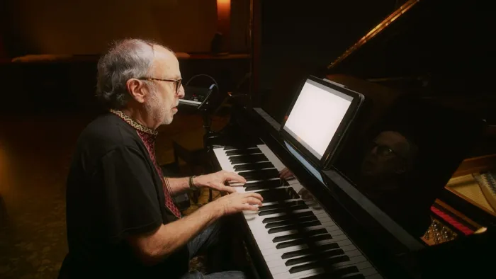 [BD欧美演唱会][鲍勃·詹姆斯 Bob James Trio – Feel Like Making LIVE! 2022 UHD 4K][BDMV][82.2G][百度网盘]