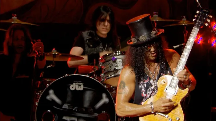 [BD欧美演唱会][Slash feat. Myles Kennedy Live Made In Stoke 2011][BDMV][38.3G][百度网盘]