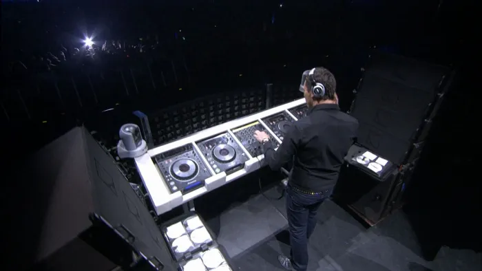[BD欧美演唱会][铁斯托 世界DJ排名第1 Tiesto Copenhagen Elements of Life World Tour 2008][BDMV][2BD 45.8G][百度网盘]