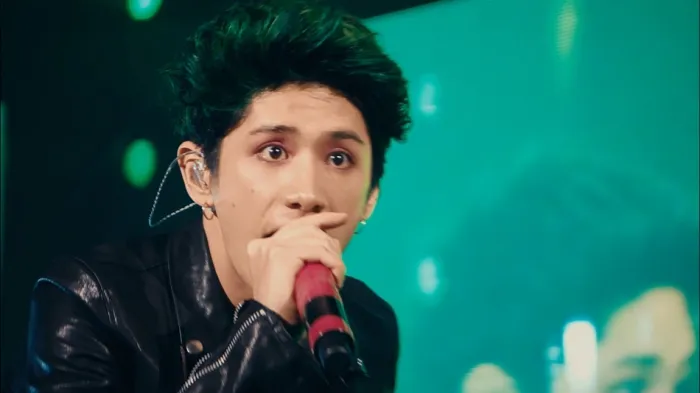 [BD日本演唱会][One Ok Rock组合 2015 35xxxv Japan Tour 巡回演唱会埼玉站+纪录片][BDMV][50.8G][百度网盘]