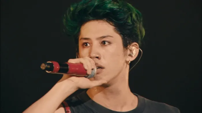 [BD日本演唱会][One Ok Rock组合 2015 35xxxv Japan Tour 巡回演唱会埼玉站+纪录片][BDMV][50.8G][百度网盘]