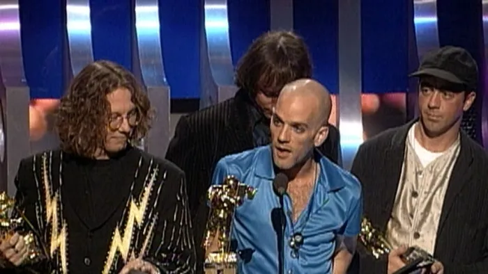 [BD欧美演唱会][R.E.M. by MTV 2015][BDMV][36.3G][百度网盘]