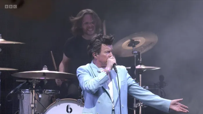 [BD欧美演唱会][Rick Astley and Blossoms – Live Glastonbury Festival 2023][WEB-DL MKV][3.74GB][百度网盘]