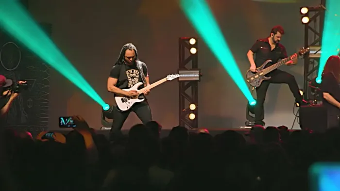 [BD欧美演唱会][火神安格拉 Angra – Omni Live 2021][BDMV][20.46GB][百度网盘]
