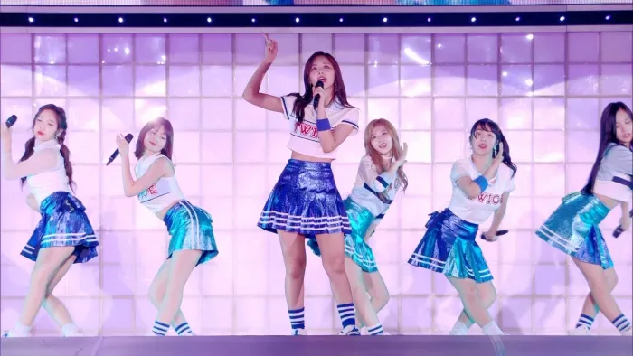 [BD日本演唱会][TWICE 日本东京体育馆首次巡演2017 原盘无中字][ISO][38.67GB][百度网盘]